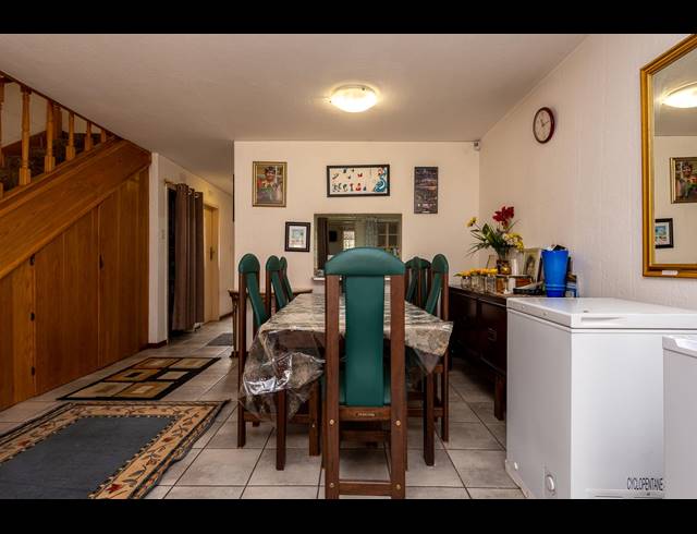 3 BEDROOM DUPLEX FOR SALE IN ROSEACRE